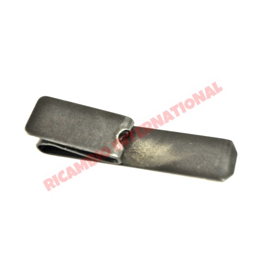 Inner Door Panel Clip (Large) - Classic Fiat 500