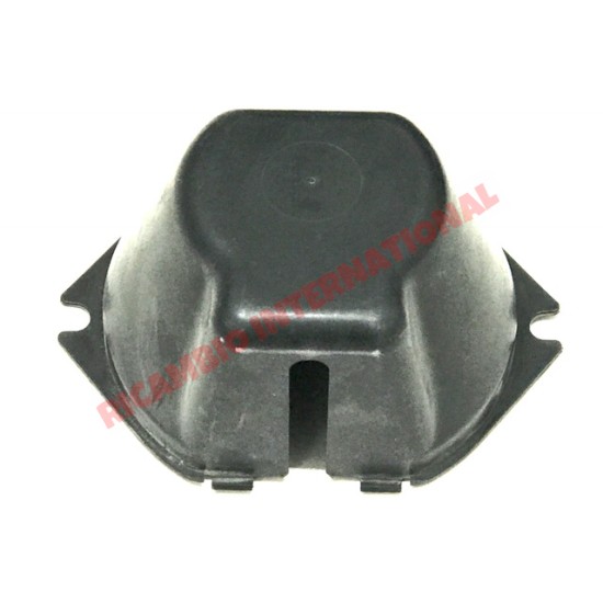 Coprifaro posteriore in plastica - Fiat 126