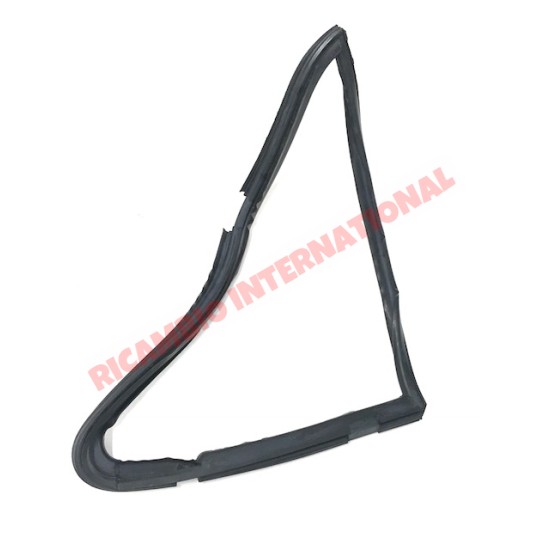 N/S Left Hand Front Quarter Light Seal - Fiat 126