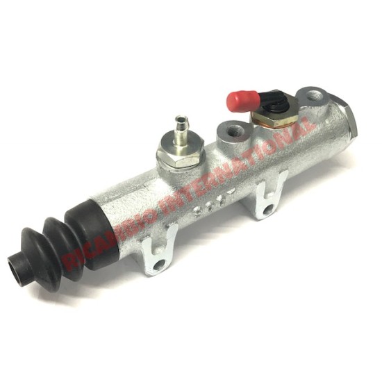 Brake Master Cylinder - Fiat 900T