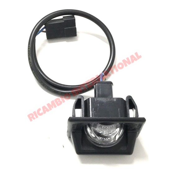 Luz de matrícula trasera - Fiat 126
