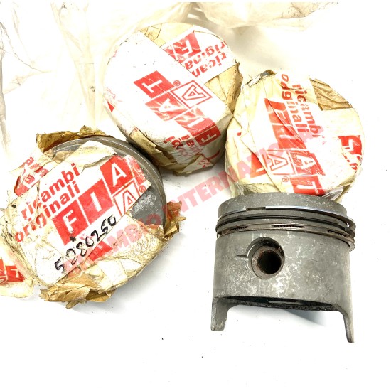 Set of FOUR Pistons & Rings (STD) - Fiat 131