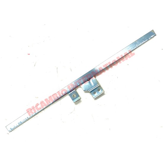 O/S Right Hand Door Glass Bottom Guide - Fiat 600