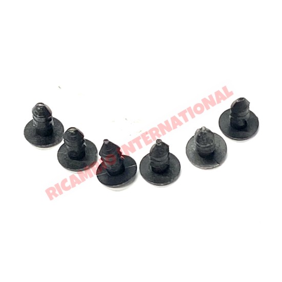 Bonnet Seal Clip Kit (6) - Fiat 126
