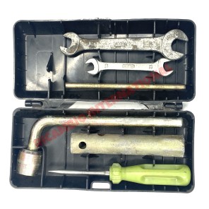 Kit de herramientas de segunda mano - Fiat 126