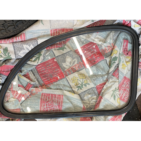 Second Hand Right Hand Rear Side Glass - Classic Fiat 500