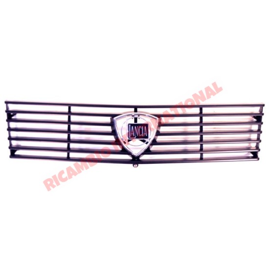 Front Grille - Lancia Beta