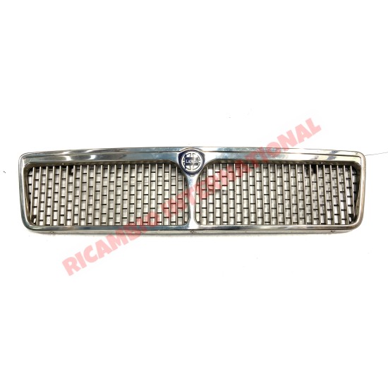 Front Grille - Lancia Gamma