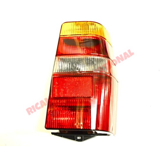 O/S lámpara trasera de mano derecha-Fiat Fiorino