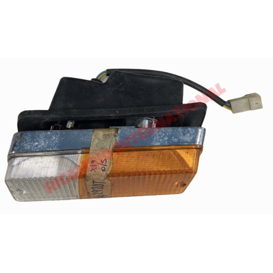 O/S Right Hand Front Indicator Lamp - Fiat X19