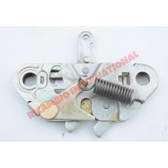 Bonnet Lock - Fiat 126