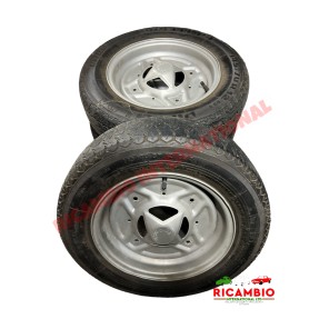 Juego de ruedas de carretera (190PCD) - Classic Fiat 500,126