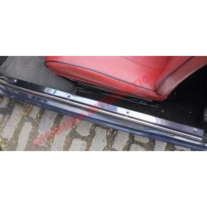 Kit de embellecedores de acero inoxidable pulido para pies/placa de patada (par) y tornillos - Classic Fiat 500