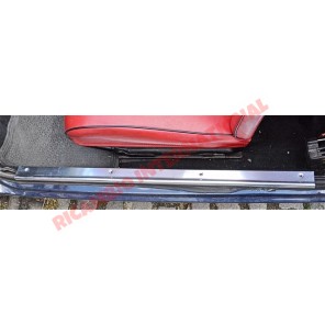 Kit de embellecedores de aluminio para pies/placas de patada (par) y tornillos - Classic Fiat 500